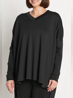 Planet Lauren G Ultimate V Tee Black Pima Cotton $238.  One Size fits 4-14
